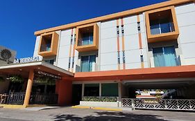 Hotel Azteca Inn en Mazatlán