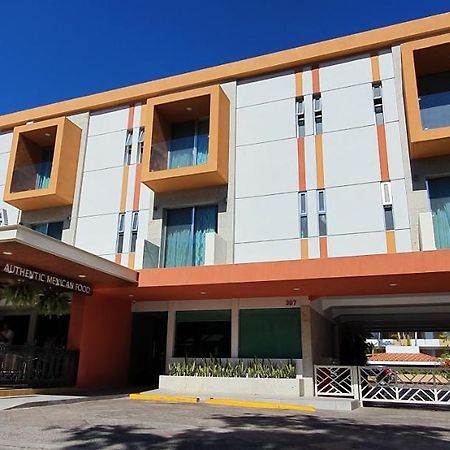 Hotel Azteca Inn Mazatlán Exterior foto
